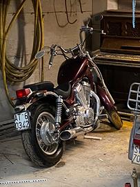 Suzuki VS Intruder 750 - 1987