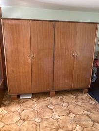 Armadio 4 porte vintage