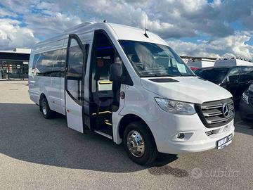 Mercedes-Benz Sprinter < 500 km