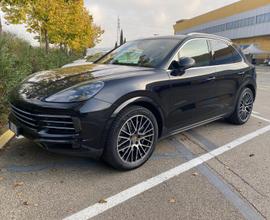 Porsche cayenne s 2018