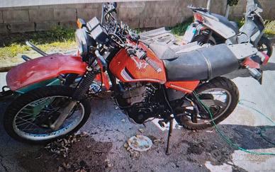 MOTO Yamaha XT 550 - 1986