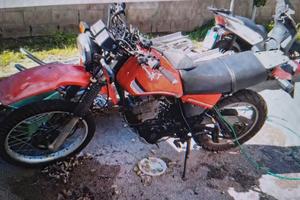 MOTO Yamaha XT 550 - 1986
