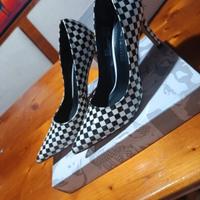 Scarpe con il tacco 