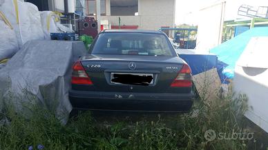 mercedes c220 diesel per ricambi