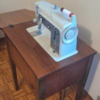 Macchina da cucire elettrica  Singer 611 M anni 60