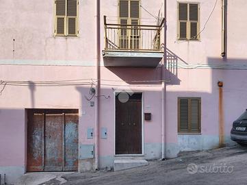 5 LOCALI A SENNORI
