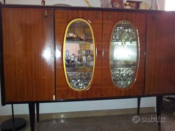 Credenza
