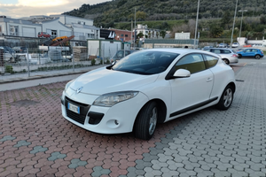 Renault megane coupe'