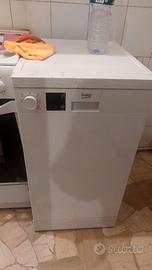 Lavastoviglie Slim BEKO - DVS05024W