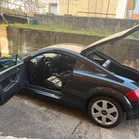 Audi TT quattro s line iscritta storica