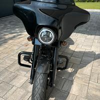 Harley Street Glide 103