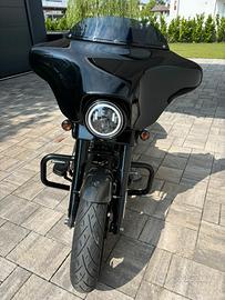 Harley Street Glide 103