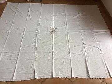 Coperte matrimoniali ricamate vari modelli