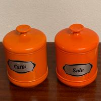 Set due barattoli cucina vintage plastica dura