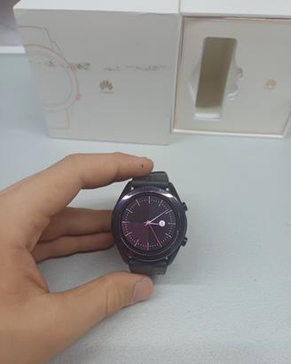 Huawei Watch GT – smartwatch elegante e preciso