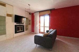 4 LOCALI A LUCERA