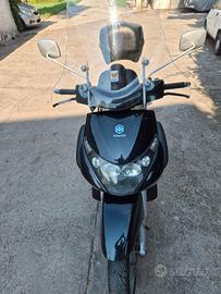 Piaggio Beverly 250 ie