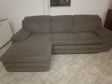  Divano e parete attrezzata Mondo Convenienza