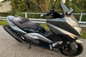 Yamaha TMAX 500