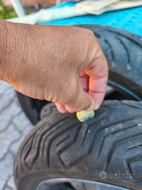 gomme con cerchi x max 2013