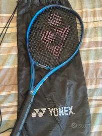 Yonex Ezone 100 + Cover –  Come Nuovi!