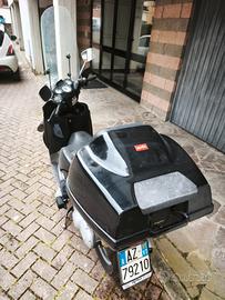 scooter Scarabeo 150
