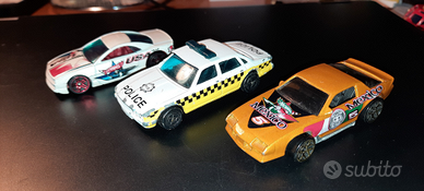 8 macchinine di cui 5 matchbox 3 hotweels mattel