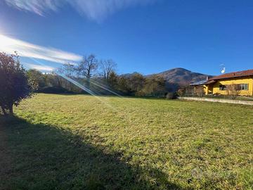 Terreno di 2200 m² a Andorno Micca