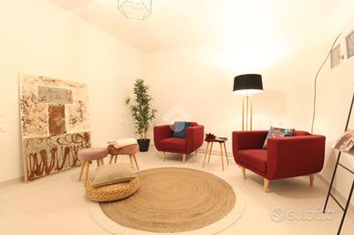 VILLA A SCHIERA D'ANGOLO A MODENA