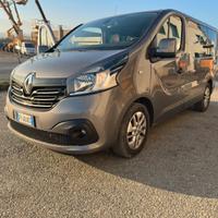 9 posti Renault pulmino
