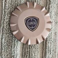 Coppetta copri mozzo borchia lancia y e musa