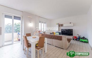 BILOCALE RISTRUTTURATO CON BALCONE