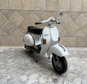 Vespa 1982 PX125E