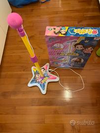 CantaTu dei Me Contro Te con asta microfono Tutto per i bambini