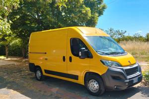 Peugeot boxer autocarro  140cv euro 6  