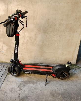 monopattino elettrico per adulti 