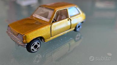 Polistil E 37 Renault 5 scala 1/43, Oro