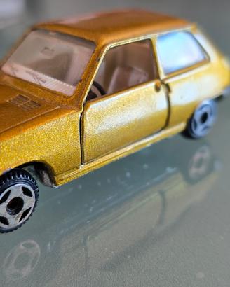 Polistil E 37 Renault 5 scala 1/43, Oro