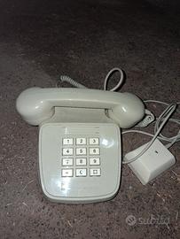 coppia di telefoni Vintage fine anni 70