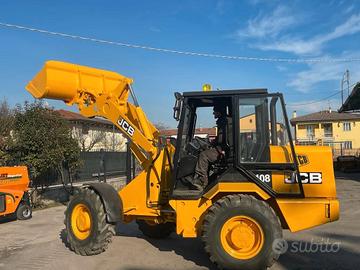 P110 Pala gommata 60 q.li JCB 408
