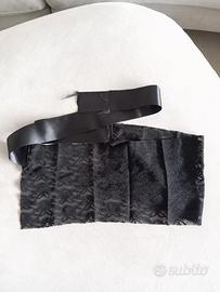 Capodanno in maschera, 5 maschere in pizzo