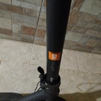 Monopattino elettrico e Casco 