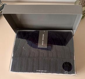 Set sciarpa e cappello michael kors nuovi