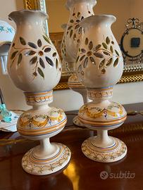 Coppia di lampade da comodino in ceramica