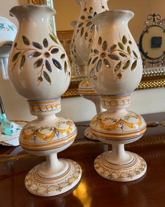 Coppia di lampade da comodino in ceramica