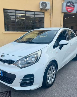 Kia Rio Anno 2016 1.2 BENZ/GPL 83 CV 5 PORTE