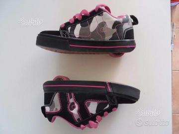 Scarpe con rotelle Tg. 31