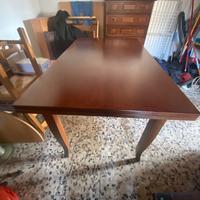Tavolo allungabile in legno