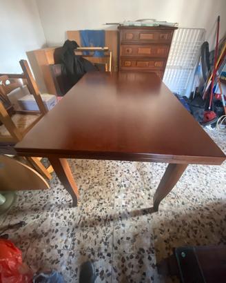 Tavolo allungabile in legno