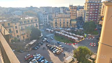 Piazza degli artisti- 3+2acc. arredata